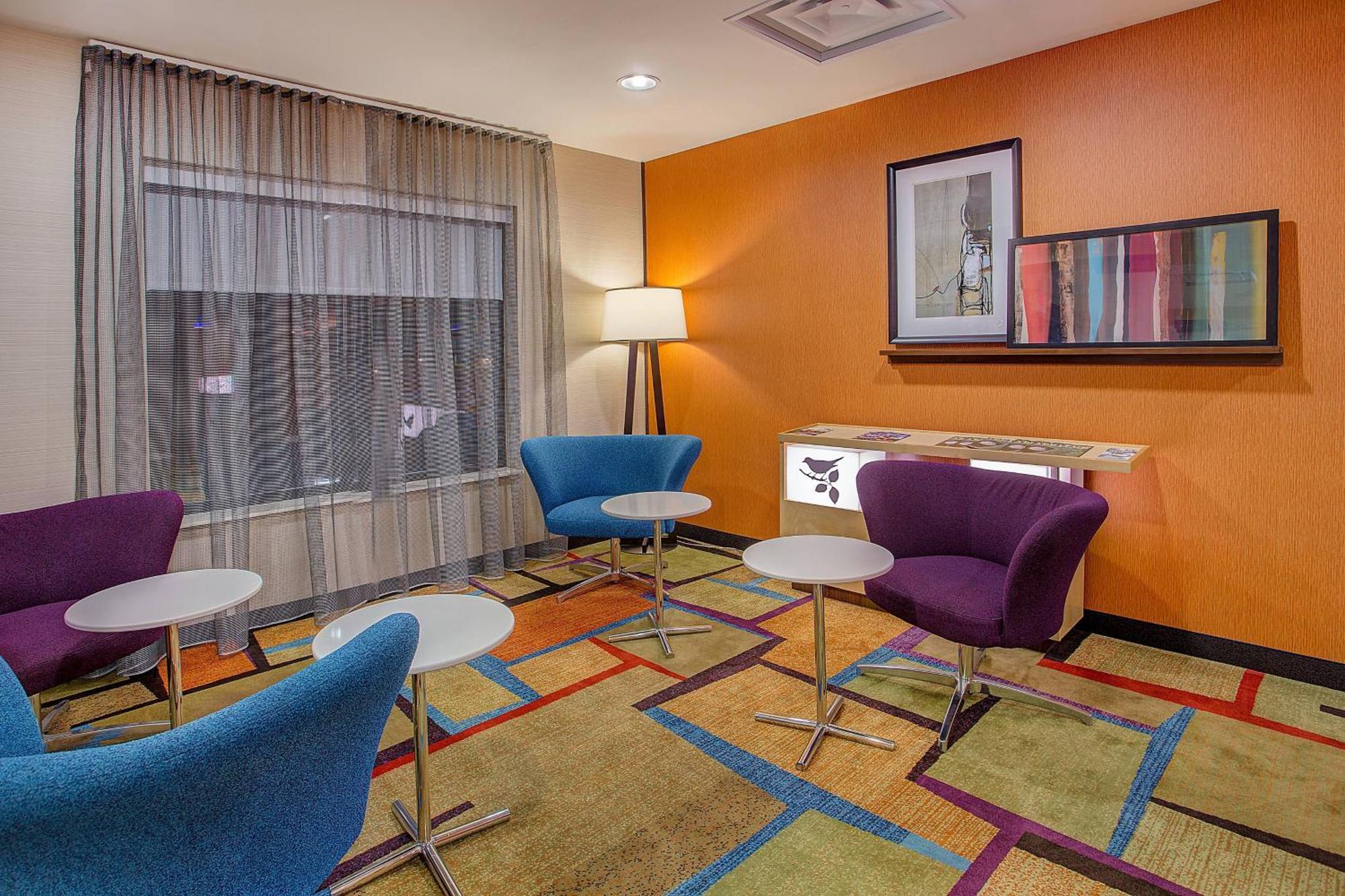 Fairfield Inn & Suites Кодак Экстерьер фото