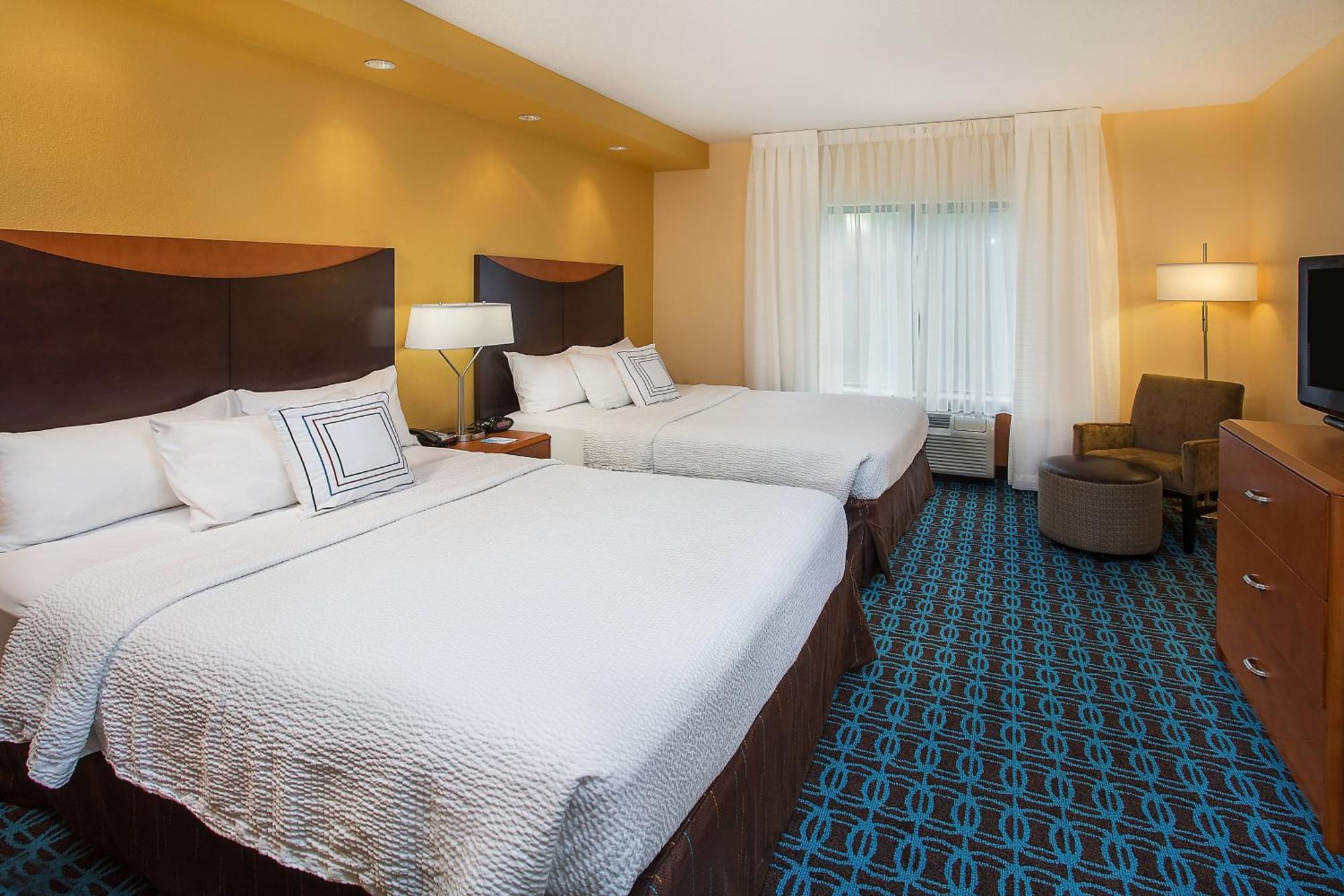 Fairfield Inn & Suites Кодак Экстерьер фото