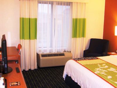 Fairfield Inn & Suites Кодак Экстерьер фото